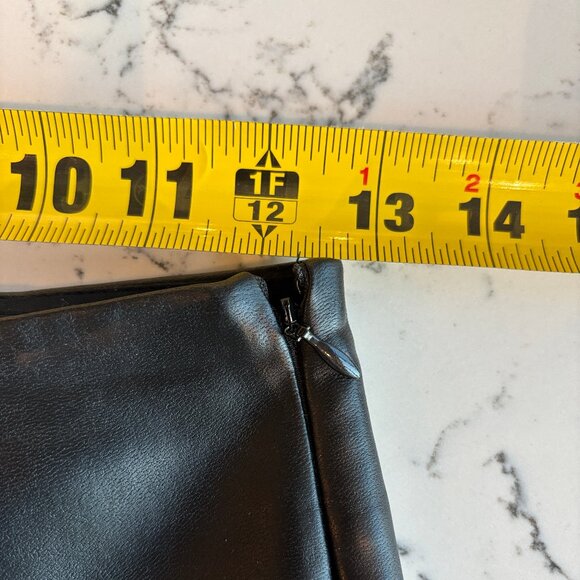 Women's Black Leather Pants - Picture 4 of 11